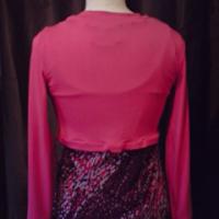 Gilet rose. Vue de dos