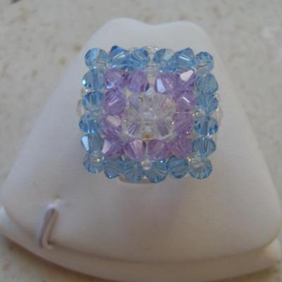 Bague carrée cristal swarovski turquoise-mauve.