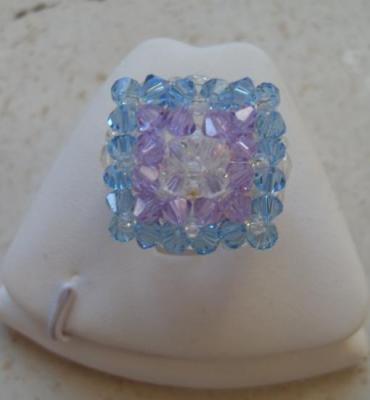 Bague carrée cristal swarovski turquoise-mauve.