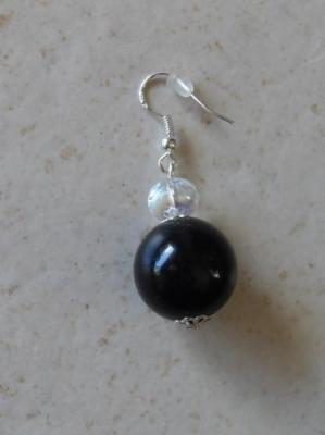 Boucles d'oreilles boules noires et cristal de swarovski.