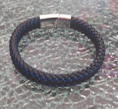 bracelet tressé cuir noir et bleu, fermoir argenté