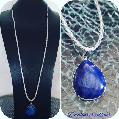 sautoir tréssé argenté et pendentif pierre naturelle lpis lazuli