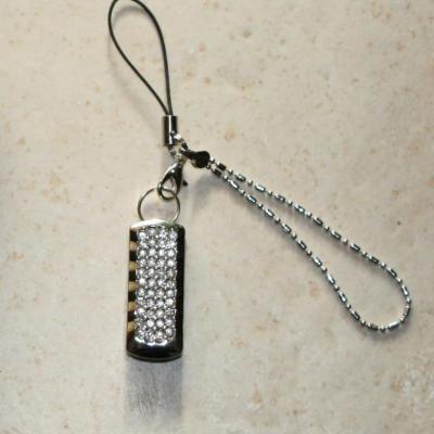 Clé usb-bijou métal et strass 4gb, bijou de portable, porte-clés.