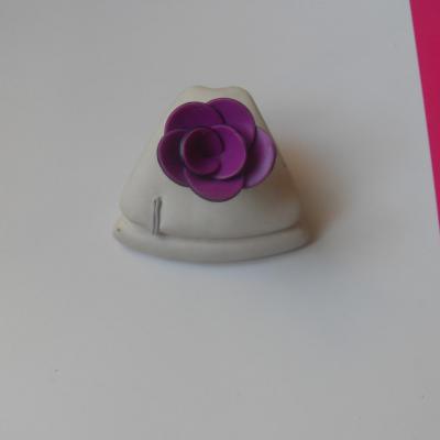 Bague fleur rose et noire.